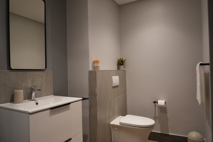 To Let 2 Bedroom Property for Rent in Observatory Western Cape